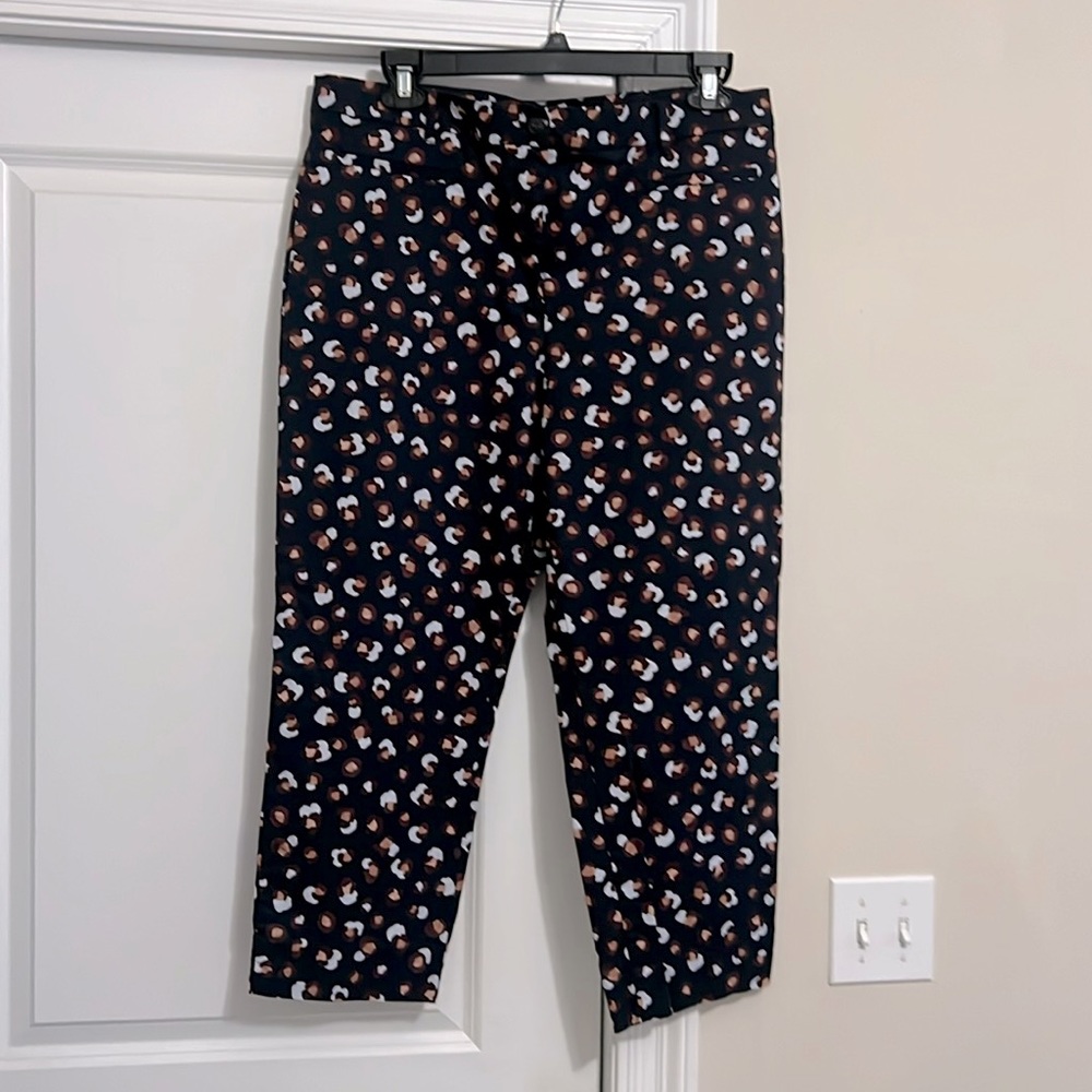 Ann Taylor navy blue pattern crop pants size 16